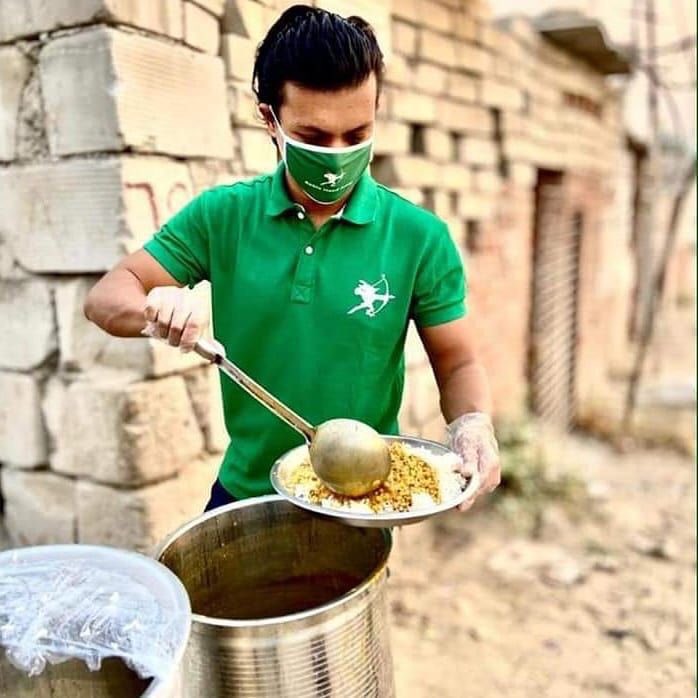 Think before you plate, it's time to #FightFoodWaste! 💚💪

In our every day routine, we can become #ZeroHunger citizens:

💚Educate yourself daily on how to store food correctly and efficiently

💚Find ways to prevent food wastage!

join us- RobinhoodArmy.com/Join-now

#RHA #Noida