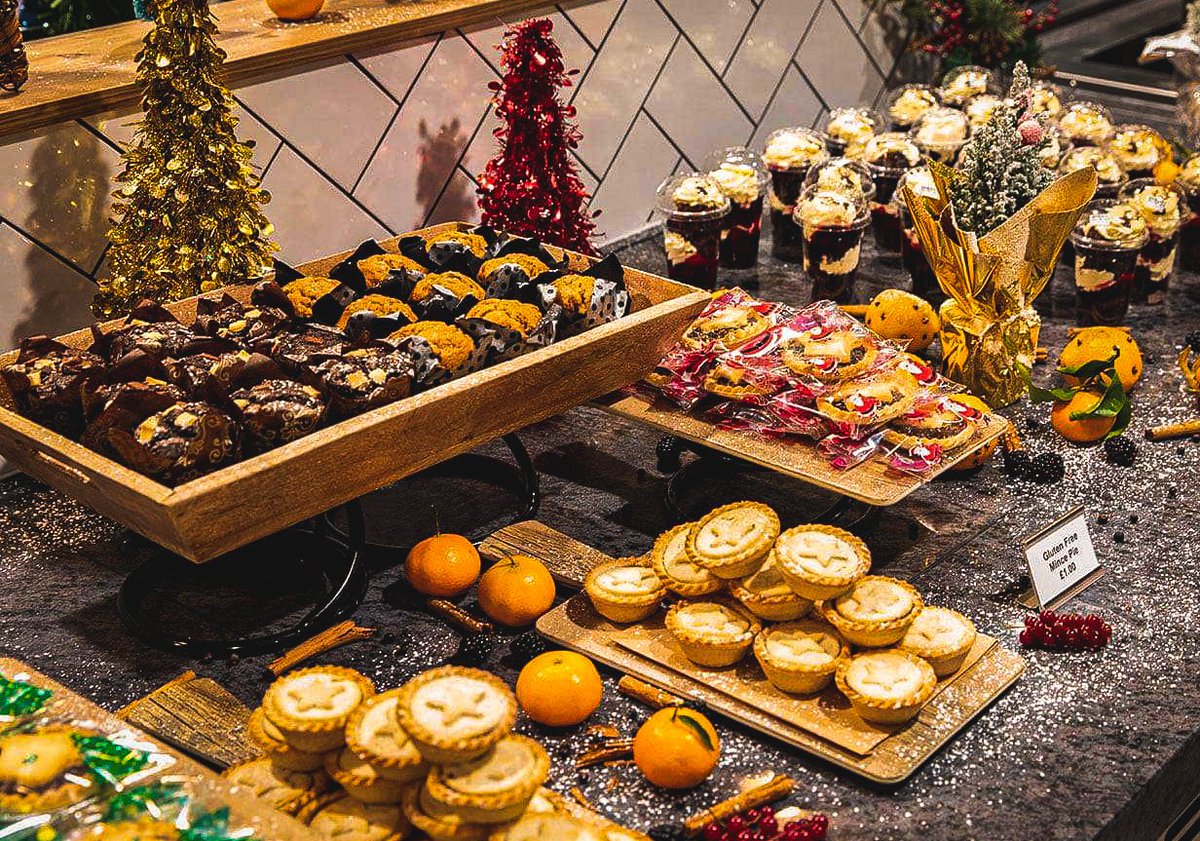 compassgroupuk's tweet photo. π Mince pies and festive treats are on display at one of our ESS clients for a German Festive Market.
Just what we need on a Friday! π
#CompassChristmas #FridayFeeling https://t.co/CIDjcYbox8