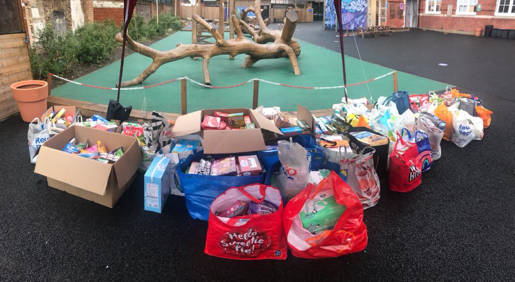 Thank you to all our families <a href="/Galleywall_CoLA/">Galleywall Primary, City of London Academy</a> for your kindness this Christmas - so many generous donations to our food bank collection. <a href="/cityoflondon/">City of London</a> <a href="/MarcusRashford/">MR14</a>