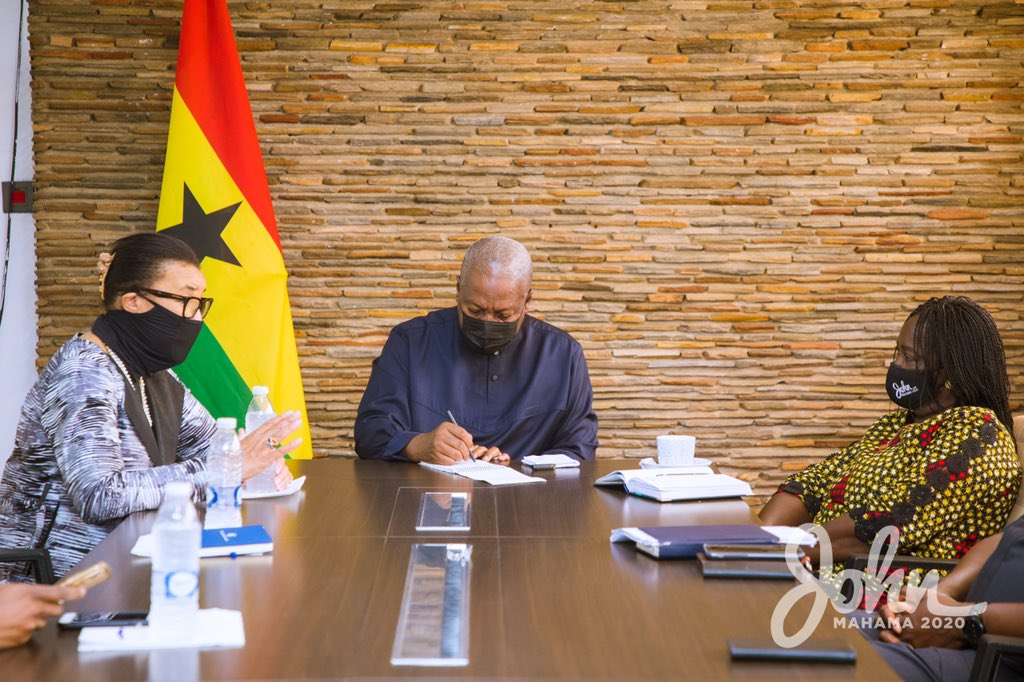 JDMahama's tweet photo. Meeting with the Secretary General of @commonwealthsec @PScotlandCSG. 

Together with @NJOAgyemang , NDC National Chairman Samuel Ofosu Ampofo and others, we briefed the Secretary General on the basis of our position on the results declared by the Electoral Commission. https://t.co/g6xOHGd9jB