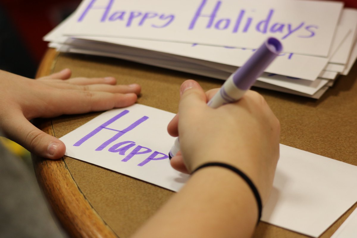 MehlvilleSD's tweet photo. We're so proud of our students at @BernardMiddle, @buerklems,@OakvilleMiddle and @WashMiddle! They created nearly 2,000 holiday cards that will be delivered to local assisted living facilities next week! Great job! #msdr9 https://t.co/VUQsiPoozL