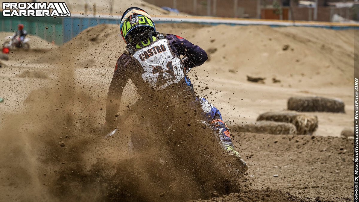 Flavio Castro <a href="/flaviocastro21/">Flavio Castro Coquis</a> en las prácticas @eferacingmxschool 

Fotos de Practicas libres en la Pista de Motocross de San Bartolo con Max Souffriau de ProximaCarrera Nico Mantini de PhotoCorsa #proximacarrera #maxsouffriaucom #necatpace #motocross #mxphotography #mx #moto