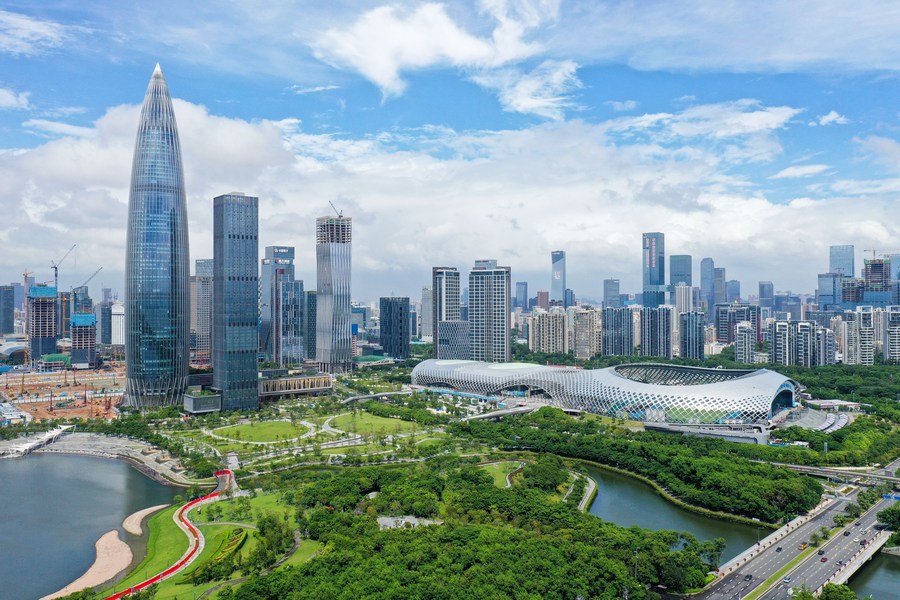 XHNews's tweet photo. China's new development philosophy heralds economic miracle: Xinhua Commentary https://t.co/dileG8ATAb https://t.co/EQQPF4PPv0