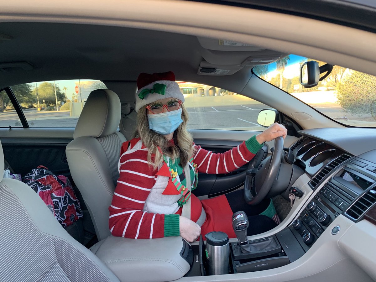 Anderson_AJUSD's tweet photo. Elf in charge of DVES is on her way to the school house! #AJUSD https://t.co/Mmg30lUjkK
