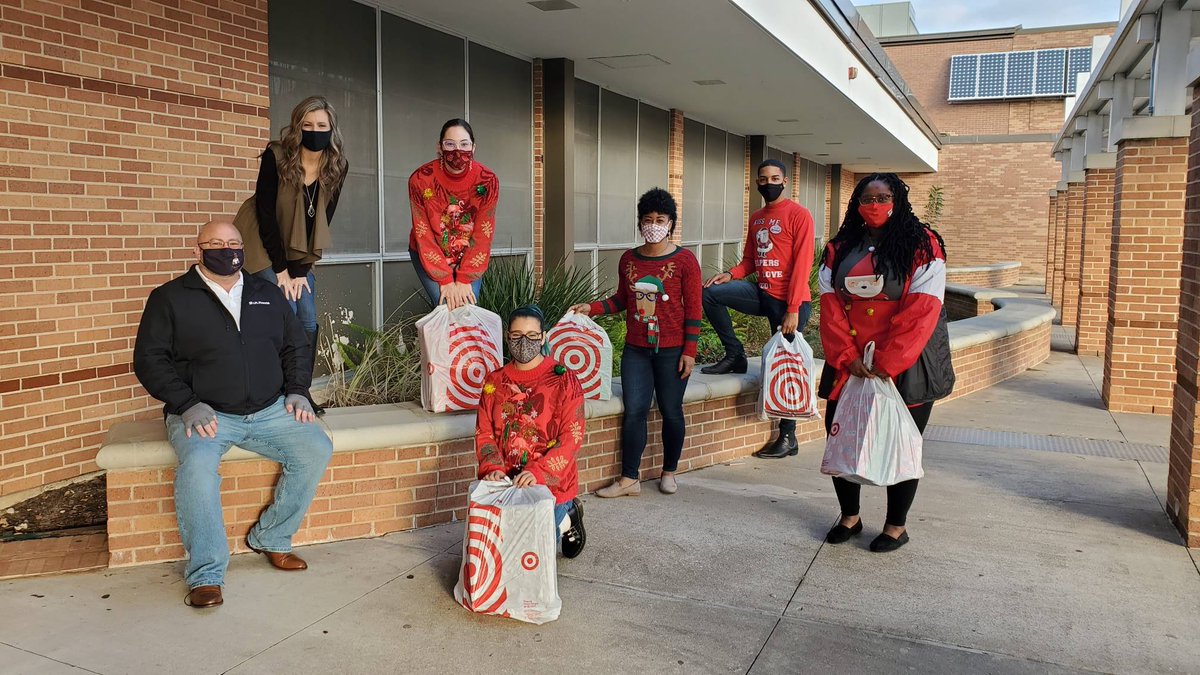 We are so thankful to the Seabrook Rotary Foundation and the counselors at Seabrook Intermediate for helping us connect with 2 families in need of some well deserved holiday JOY! 

#targetadoptafamily #R300givesback #G392givesback #wearetarget #bringingjoy