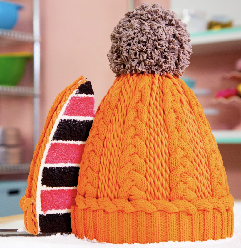 knithacker's tweet photo. Yes, You CAN Bake a Cake That Looks Like Exactly Like A Cable-Knit Beanie ... Must Be Seen To Be Believed! 👉 https://t.co/Poa7jyCRV5 #knit #knitting #handmade #diy #foodie #playfood #foodie #cakeart #cakeDIY https://t.co/1cWLJc6JDF