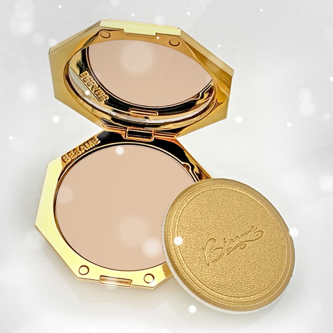 BesameCosmetics's tweet image. Let it Snow❄️ Let it Snow❄️ Let it Snow❄️

Snow Translucent Powder is now available as a refill for our Signature Compact.

#translucentpowder #lowwastemakeup #refillablemakeup #refillablecosmetics #goldplatedcompact