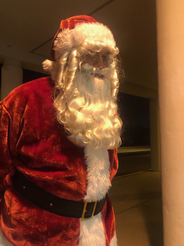 vestal_michelle's tweet photo. First ever “drive in” style holiday celebration for our Special Olympian’s and their unified partners @SaxeGothaEle @LexingtonOne @MasinMaria #lex1strongertogether #lex1spEdGrateful @SpecialOlympics #inclusionRevolution #Area7SpecialOlympics https://t.co/mn5wghdDPu
