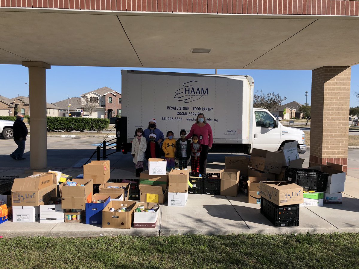 HumbleISD_RPE's tweet photo. Thank you RPE families for donating 2,021 canned goods to HAAM!  Thank you first grade for hosting this event. HAAM informed us that we gave the most food of any school in the district!  Fabulous job treefrogs! @HumbleISD https://t.co/ewJ7gOZMs5