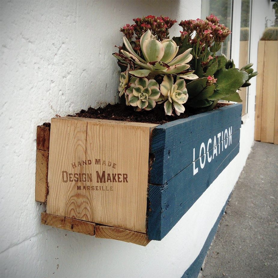 designmaker_off's tweet photo. Conception / Réalisation de la devanture de l'agence immobilière du Roucas Blanc.
#enseigne #devanture #peinture #paint #bois #wood #sign #frontshop #fabrication #jardinières #caissonlumineux #lightbox #typo #typography #marseille #immobilier #roucasblanc #plante #designmaker https://t.co/QwC77mwu6C