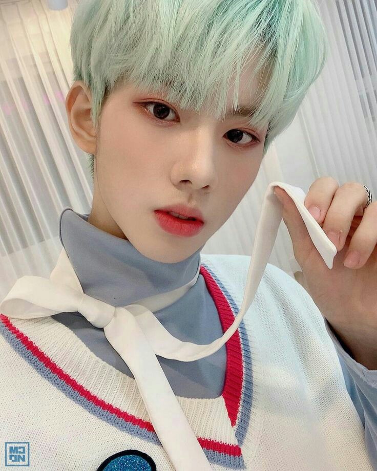 UpdateKBoys's tweet photo. 🎉🎂 Hoje o WIN, do MCND, faz 16 anos. Parabéns! 

#준혁이와_함께라_더_행복할_WINter
#HappyWinDay https://t.co/YvV8lbC8qN
