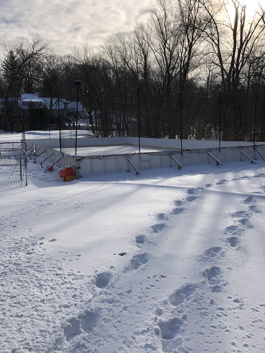HomeIceNA's tweet photo. Beautiful Morning 
#odr #HockeyTwitter https://t.co/gTOvWVeg8N