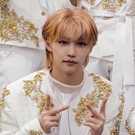 lixics's tweet photo. FELIX 😭😭😭😭😭😭😭 https://t.co/FsGnmLOICZ