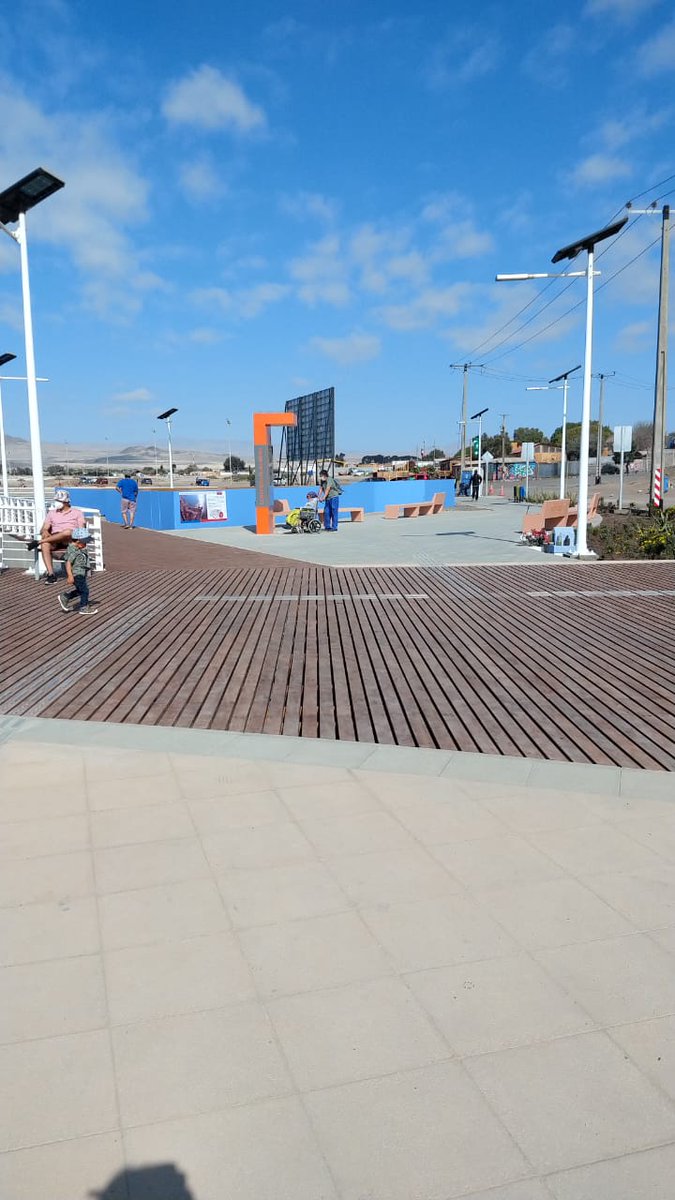 MOP_Atacama's tweet photo. C/grandes expectativas al desarrollo, se abrió a la comunidad la II Etapa dl nuevo Paseo Costero #PlayaBrava y #DelJefe en #Caldera🎉👏🏻
👷🏼♀️☝️Obra ejecutada x #ObrasPortuariasMOP
✔️Mejora calidad d vida d los habitantes del puerto y sus visitantes.
✔️Reactiva economía en la zona. https://t.co/VZZoN9EYai