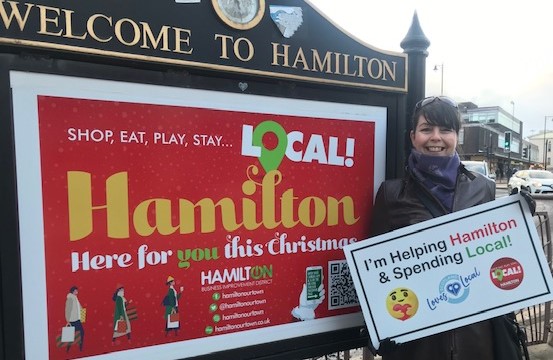 StephySNP's tweet photo. #ShopLocal #ShopHamilton
💷🎄Spending my Christmas cash locally to support
our workers & business yesterday
❤Great presents for loved ones
#sorefeet #skint
#ImHelpingHamilton
#SupportSmallBusinesses
#HamiltonBID
@HamiltonOurTown @HamiltonHands @SouthLanCouncil @MalcmcgMalc https://t.co/ISKfcASYqx