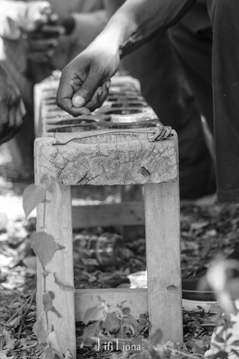 RusingaFestival's tweet photo. 2. Sports - During the festival, we showcase four major sports:
a) Oluko β Board game
Oluko is to the Abasuba, what Ajua is the Luo community!
π· @_fifiFiona_ and @AnthonyMuwasu
#RusingaFestThrowback
#RusingaFest2020 https://t.co/hwkkL4B2dc