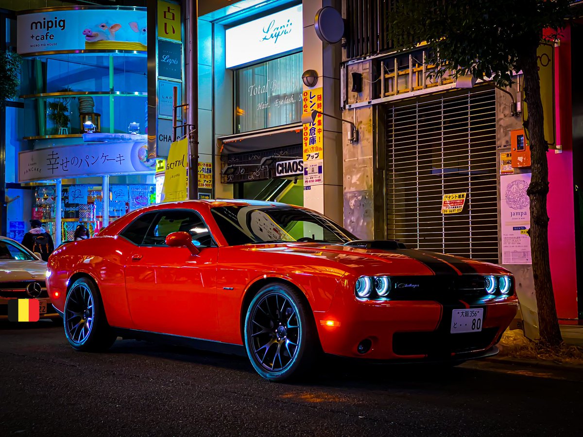 ごりチャレ アメ村行ってきた 後ろのメルセデスは関係ありません チャレンジャー ダッジチャレンジャー チャレ シェイカー ダッジ ダッジラム アメ車 ワイルドスピード ワイスピ アメ村 アメリカ村 大阪 御堂筋 御堂筋