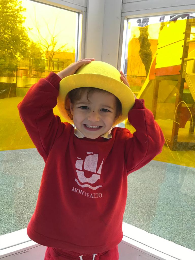 Montealto_cole's tweet photo. Today we celebrated the Yellow fest! After working on the colour yellow during the trimester, we had a full day of different activities to reinforce what we have learnt. The kids had so much fun!
#HelloSally
#EnglishProject
#Montealto #BilingualSchool https://t.co/v9H9Cs7yo0