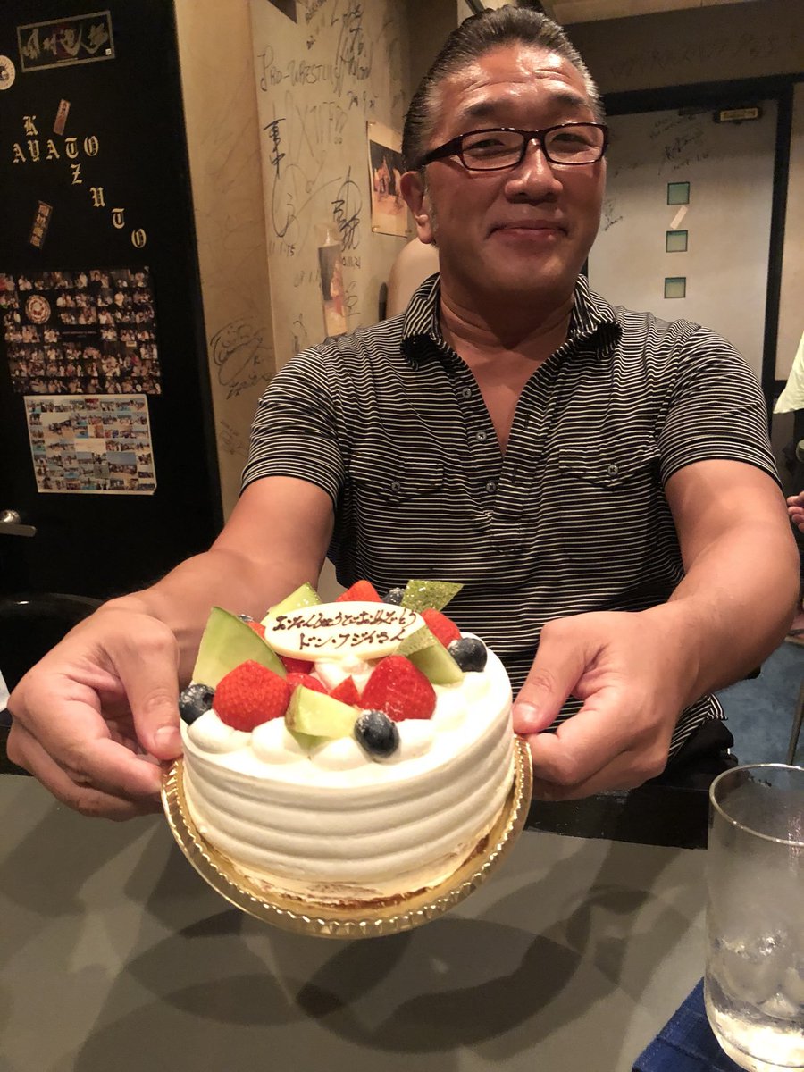 Don Fujii- CHAOTIC UNCLE #1- i shit u not- REALLY BANGER THEME- actually soft spoken- sometimes sumo fujii- that's for another thread maybe- he's comedic most of the times- but chops v hard bRUH- he also gets chopped back lol- train enthusiast- karaoke machine idk her