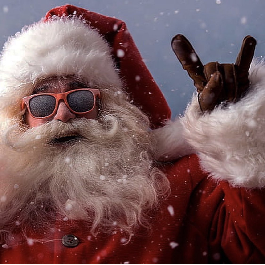 ehs_s6's tweet photo. On behalf of S6 we hope you all have a wonderful Christmas and a Happy New Year, stay safe and we look forward to seeing you in 2021! 🎅🏼♥️🎄🎉 https://t.co/cUnFsLA4Gt