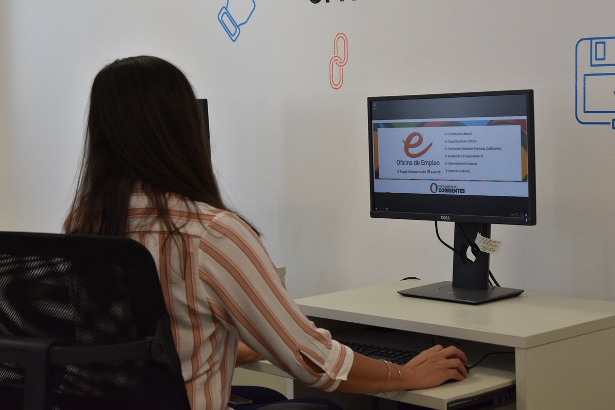 Inauguramos la sala informática de la <a href="/OEmpleoCtes/">Oficina de Empleo Corrientes</a>, un nuevo espacio de capacitación tecnológica para seguir impulsando el desarrollo de nuestros vecinos, especialmente de los jóvenes que se forman aquí 🧑🏻‍💻