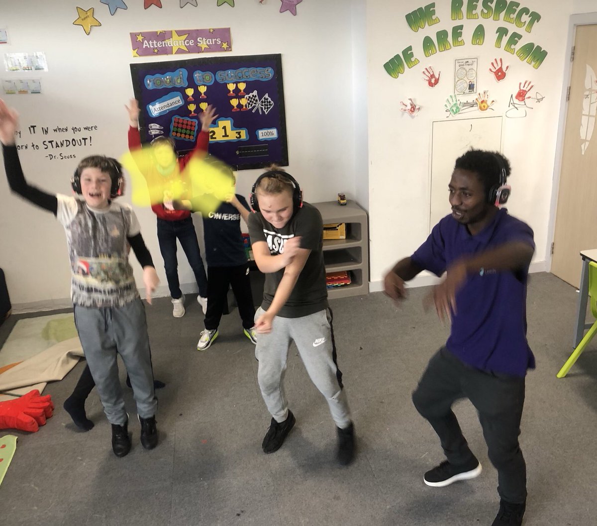 leeds_green's tweet photo. Sleigh building, silent discos and Christmas cake bake-offs! A very festive and engaging end to an interesting term to say the least! Have a great #Christmas everyone!! #semh #wemakelearningfun #silentdisco #sleigh #bakeoff #welovechristmas https://t.co/pXJisWYvFK