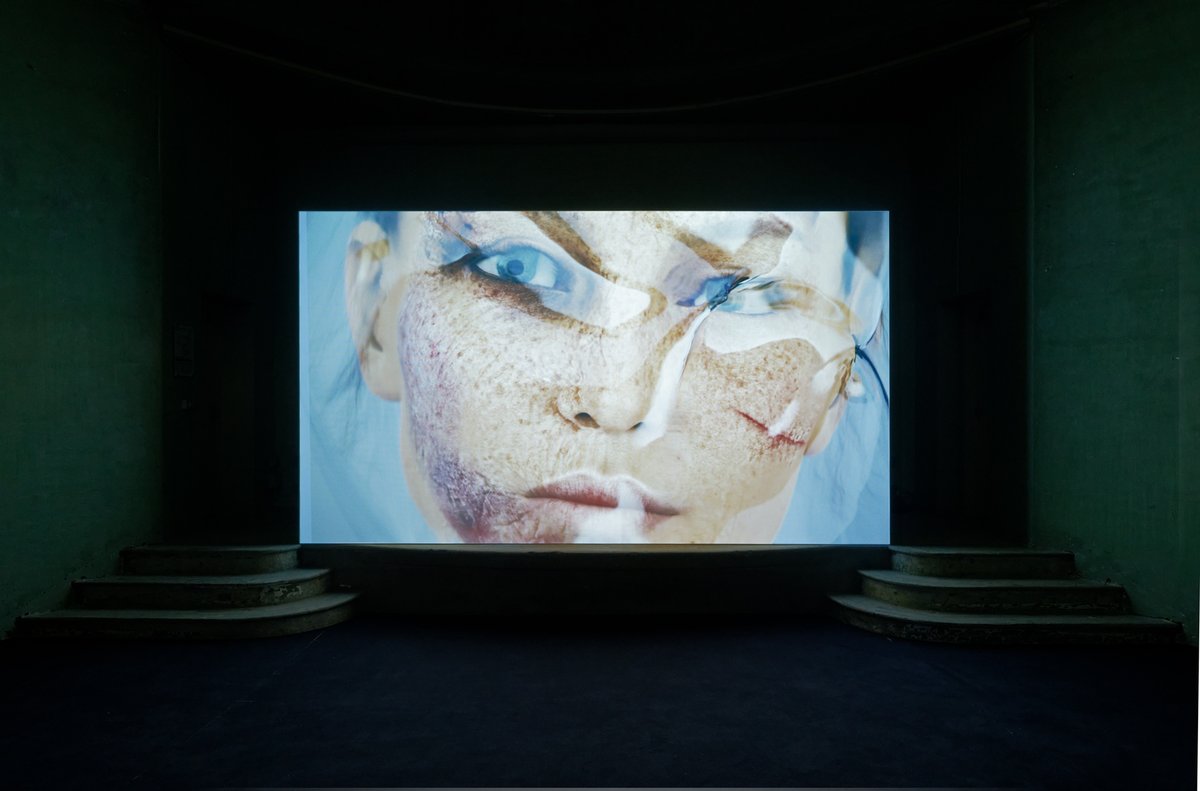 PalaisdeTokyo's tweet photo. Le chef-d'œuvre du moment dans #Artpress : "Infection Drivers" de #KateCooper, présente dans l'#ExpoAnticorps : https://t.co/NTyiHkHuMV 💫 https://t.co/dEYPQEPu7S