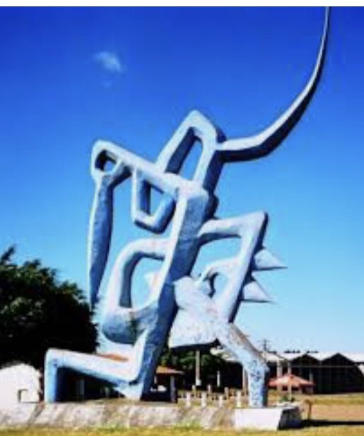 thaisqueiroz's tweet photo. @andrefmanoel @alexandre_mello @g1 Ja temos uma arte horrenda #solarius em Brasília kkkkk por favor, Não precisamos de outra! https://t.co/QVBnYsdefh