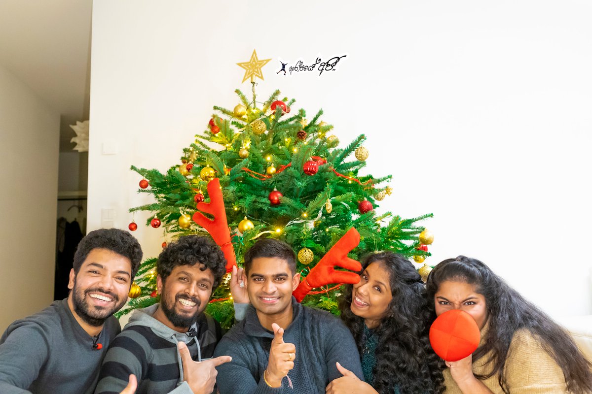 europayeapi's tweet photo. යුරෝපයේ අපි එක්ක නත්තල්. ඔයාලා ලෑස්තිද?
🎄❤️☃️🎅

#christmas #europayeapi #srilankatravel #srilankansineurope #christmassrilanka #christmassrilankanstyle #srilankadaily #srilankanstyle #srilankanfashion #christmas2020 #srilankadiaries #srilankanphotography #srilankanblogger https://t.co/0ClmT5qw8S