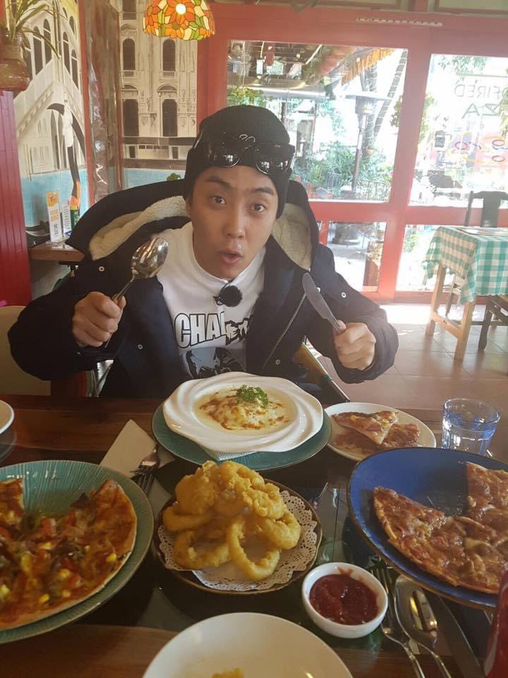 what eun jiwon looks like in real life; a thread