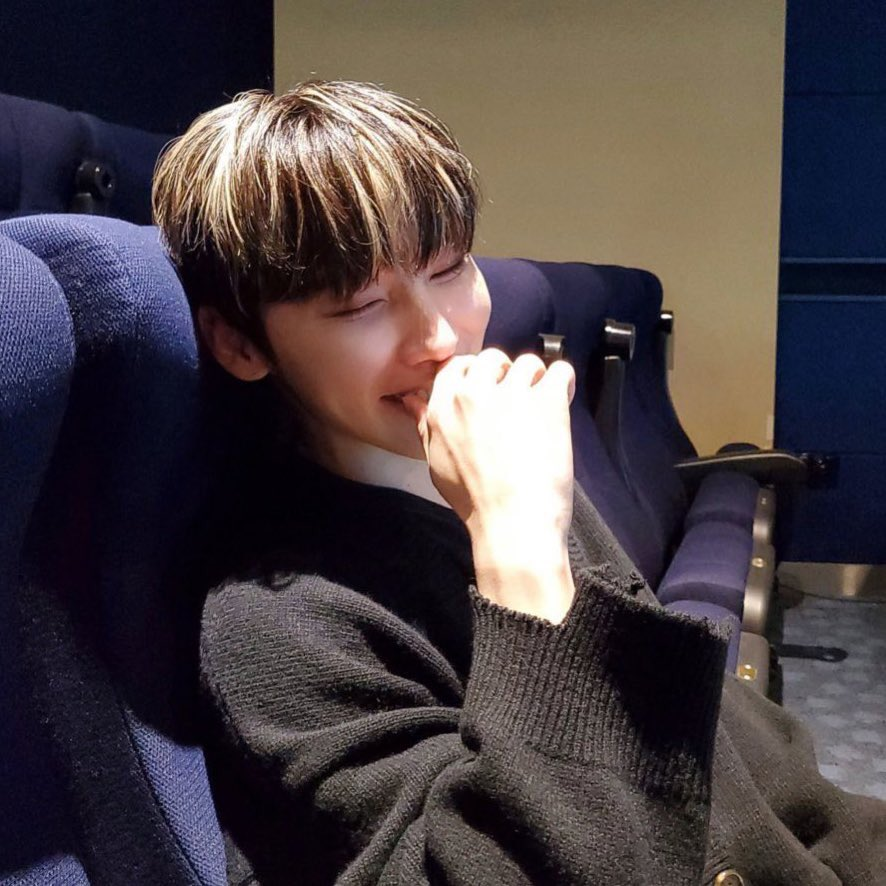 hyunsukpng's tweet photo. the way these are the same pics... #abcix https://t.co/RNZggMlgnO