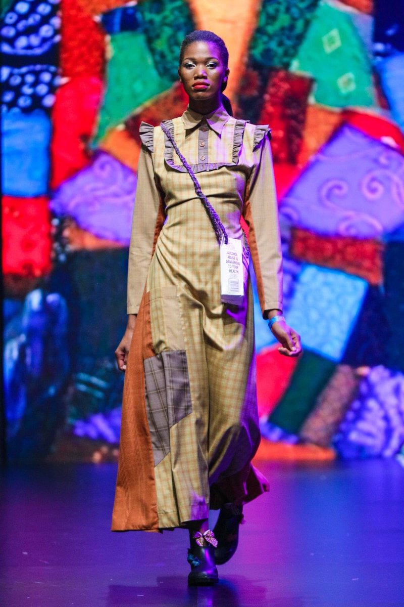 Dbnfashion_fair's tweet photo. DFF Mentee : Slindile Msa

📸: @sdrphoto 

[DFF Class of 2020 Fashion Showcase &amp; Recognition Awards] 

#supportlocal #dff2020  #dbf2020 #durbanhasmore #madeindurban #rediscoverdurban #buylocal #supportlocalbusinesses @DBNBusinessFair @eThekwiniM https://t.co/jYD5lSEKOD