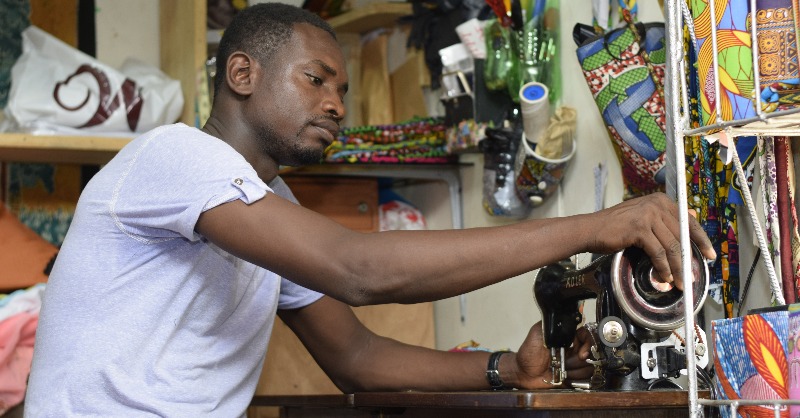 thefidocredit's tweet photo. Was starting a small business part of your #2020resolution? It's not too late, Fido will give you a working capital loan to develop it.
Hit the 'Install' button or dial *711*999# to Download the #Fido App & Apply for an instant loan now! All you need is a valid ID and a MOMO