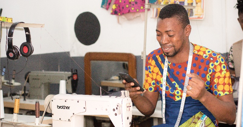 thefidocredit's tweet photo. Was starting a small business part of your #2020resolution? It's not too late, Fido will give you a working capital loan to develop it.
Hit the 'Install' button or dial *711*999# to Download the #Fido App & Apply for an instant loan now! All you need is a valid ID and a MOMO