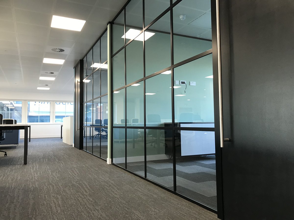 CurveWorkplaces's tweet photo. We have recently completed this CAT A+ project in Phoenix House, Reading on behalf of @Fidelity Investments. Working with @ParagonBC, we've delivered 5,500 sq ft on the 5th floor. Furniture consultancy was provided by @forum_furniture #OfficeFitOut #OfficeDesign #readingoffice https://t.co/KSs86wB5pD