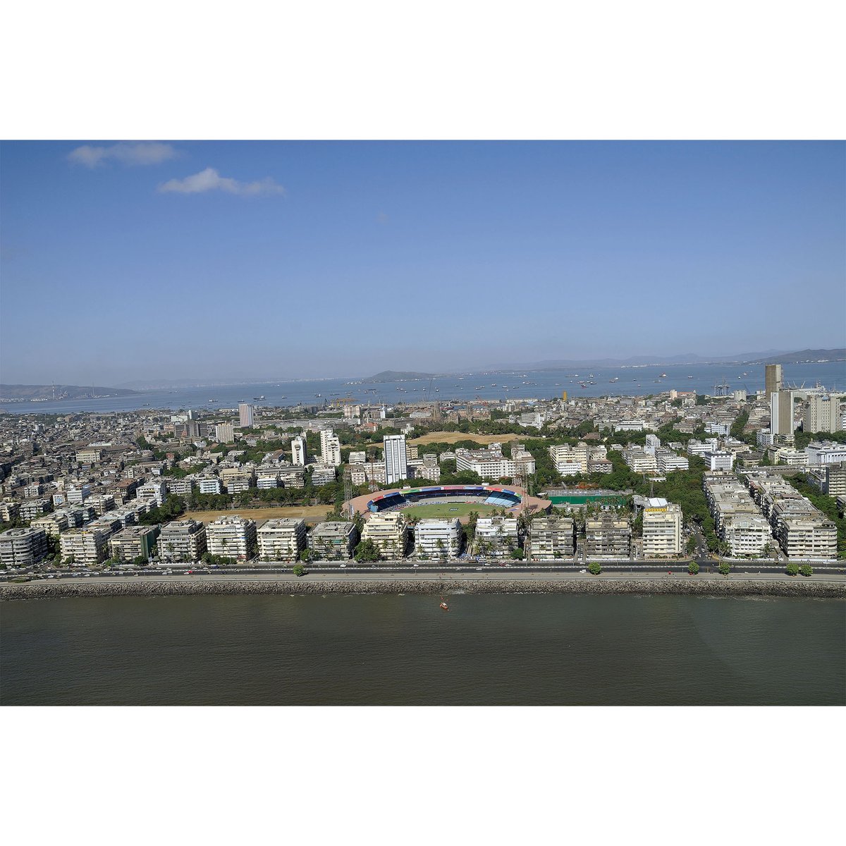 Buildings were open, with adequate space between them, sometimes with gardens and shared trees,”he says.“Now, because of the pressures of real estate, we have buildings that are very tall with few open spaces between them that are leading to problems of hygiene and disease.”(6/8)