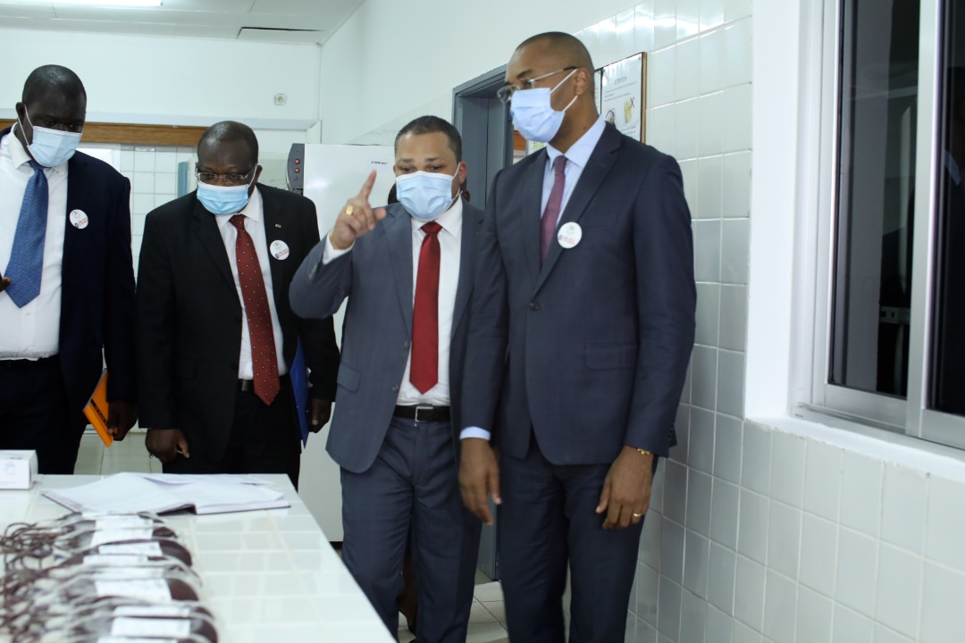 Le Ministre de la @SanteGOUVGA, <a href="/DrObiang/">Dr Guy Patrick Obiang Ndong</a>, a pris part le jeudi 17 décembre 2020 à la cérémonie de remise du certificat #ISO9001version2015 au <a href="/CntsCom/">Centre National De Transfusion Sanguine - Gabon</a>  par l’organisme  de certification @DNVGL