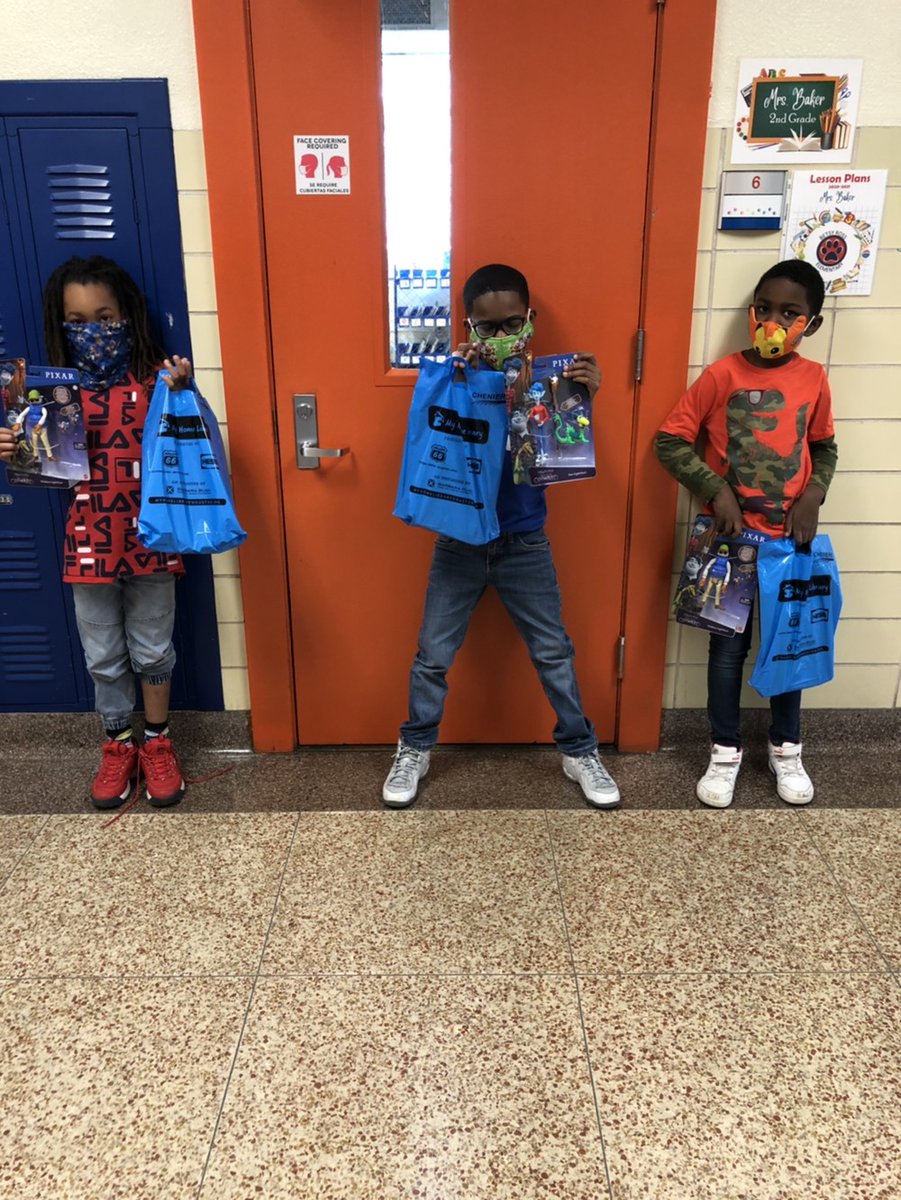 Robin Rayford ✏️🍎 tweet media