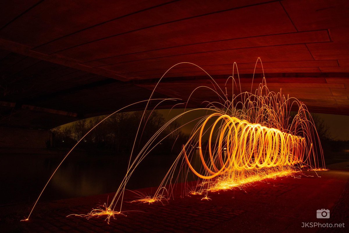 jksphoto1's tweet photo. Got out and played with fire last night. #wirewool #sparks #nikonphotography #nikonphotographer #nikon https://t.co/9aGUuFIoNH