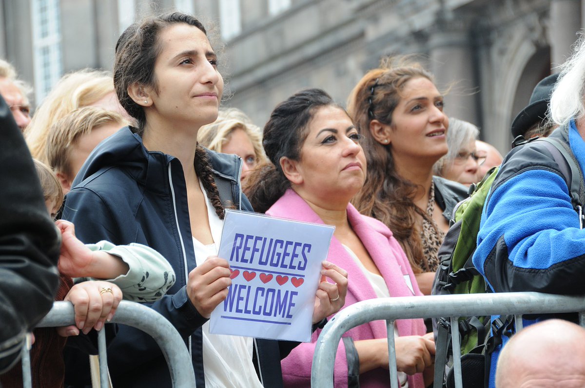 ongrescate's tweet photo. ¿QUIERES DESMONTAR UN MITO SOBRE LOS PUESTOS DE TRABAJO QUE OCUPAN LAS PERSONAS INMGRANTES? 🤗 https://t.co/SkuuQ5t9oz #Migrantes #DíaPersonasMigrantes   #MigrarEsUnDerecho https://t.co/0C9ZgJmvcb
