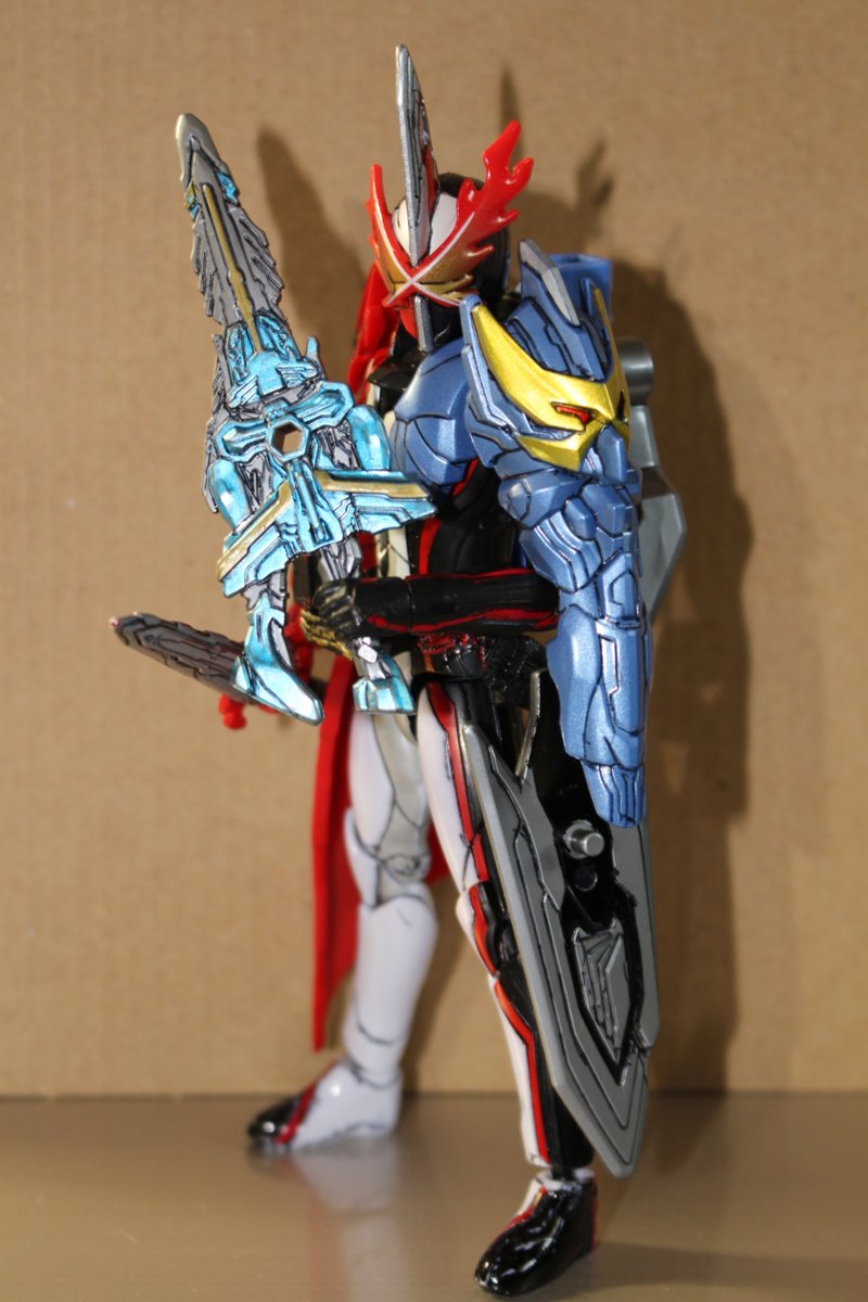 For Joyo その他イラスト用 仮面ライダーゼロワン セイバー映画公開記念 Rkfドラゴンアーサー王 キングオブ アーサーについていたのを Rkfにつけるのを考えて それっぽく塗装 仮面ライダーセイバー ブレイブドラゴン キングオブアーサー