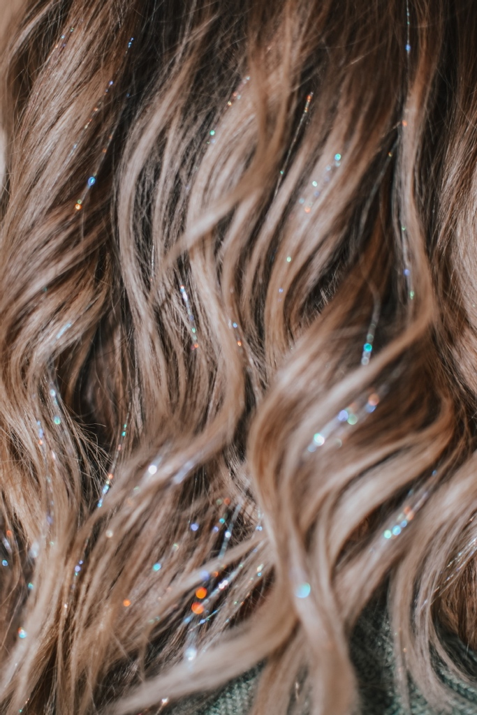 ✨ let's end 2020 sparkling ✨⁠
we have a flash sale for today and tomorrow ♡⁠
2 deals, 2 days⁠

half head of shimmers for free with any new booking⁠
braidbabes.com/book-online 

OR⁠

full head of shimmers with any new braidbae subscription⁠
braidbabes.com/plans