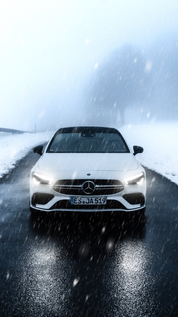 friendsofbenz's tweet photo. Wintermode ON! ❄🏁
📸 by @marcel_lo_loca 
#CLA35AMG #CLA #AMG #MercedesBenz #FriendsOfBenz https://t.co/Ho3yfLVBeo