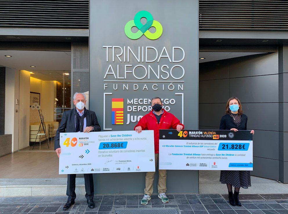 Fun.Trinidad Alfonso (@fta_cv) on Twitter photo Entregamos a <a href="/SaveChildrenEs/">Save the Children Es</a>, entidad solidaria del <a href="/maratonvalencia/">Maratón Valencia</a>, el cheque por valor de 21.828€ conseguidos gracias al esfuerzo de los corredores de la Virtual Edition.
➡ Hemos transformado la suma total de km recorridos en euros.
Más info ➡ bit.ly/2Kgkgi6 Entregamos a <a href="/SaveChildrenEs/">Save the Children Es</a>, entidad solidaria del <a href="/maratonvalencia/">Maratón Valencia</a>, el cheque por valor de 21.828€ conseguidos gracias al esfuerzo de los corredores de la Virtual Edition.
➡ Hemos transformado la suma total de km recorridos en euros.
Más info ➡ bit.ly/2Kgkgi6