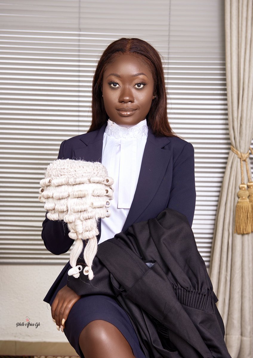 uninayah's tweet photo. Graduated, I was overdue. 
17.12.20
Agyapomaa Opoku- Agyemang
Barrister and Solicitor of the Supreme Court of Ghana
Also I’m such a spice. Wow. https://t.co/dwDjVwLqqZ