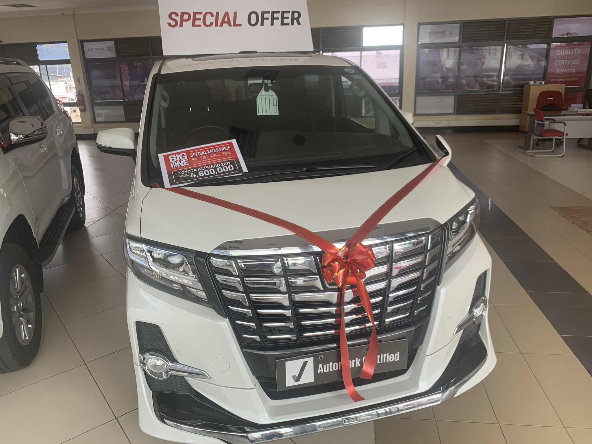 Ahmed Mohamed Asmali This Is Big One Special Xmas Price This Alphard 17 At Toyota Kenya Is 4 6m Fit For Families Luxury With Performance T Co P0oroo2zdh