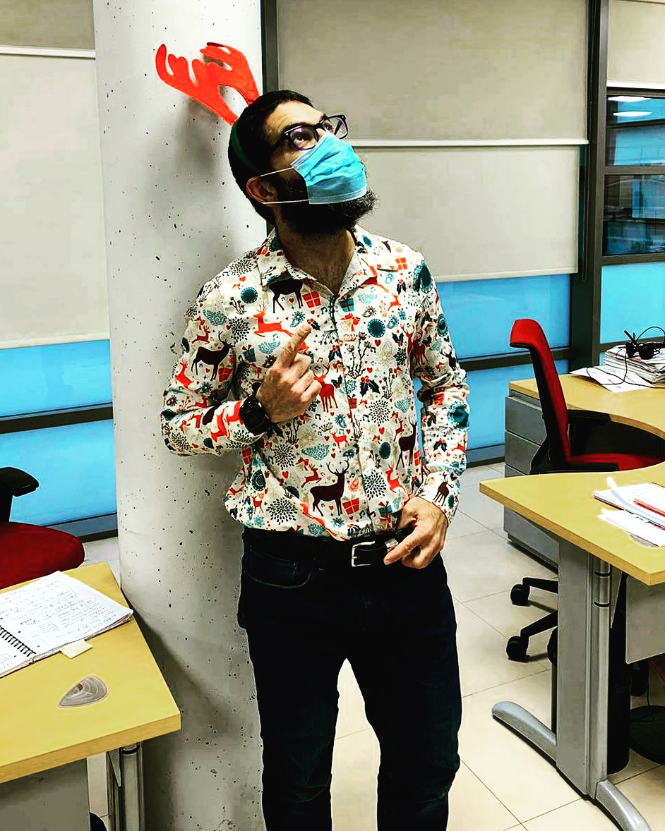 elguillesacri's tweet photo. Jo, jo, jo @mapfre
La Navidad ya está aquí.
#espiritunavideño
#christmas #reindeer #notonlyrunning
#camisas #influencer #toinfinityandbeyond
#navidades #navidades2020 #navidadescovid
#COVID19 https://t.co/VaIgoW5qLm
