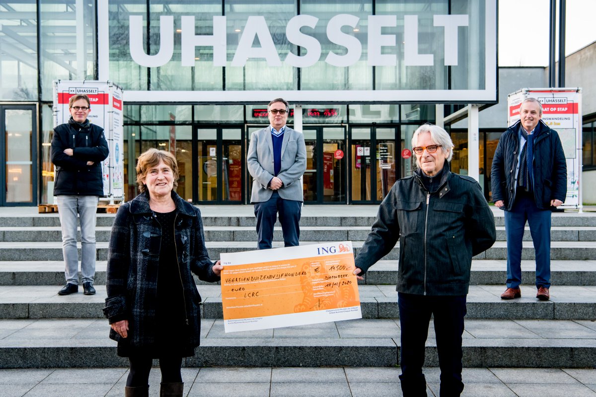 uhasselt's tweet photo. Live a Life schenkt €14.500 aan @LCRCenter. Al 11 jaar mogen onze onderzoekers op hun steun rekenen, en daar zijn we hen enorm dankbaar voor🙏 De donatie zal dienen voor het #kankeronderzoek dat binnen LCRC plaatsvindt. Bedankt Live a Life!
👉https://t.co/AL4c5vQi2j https://t.co/XZdtzS1gtn