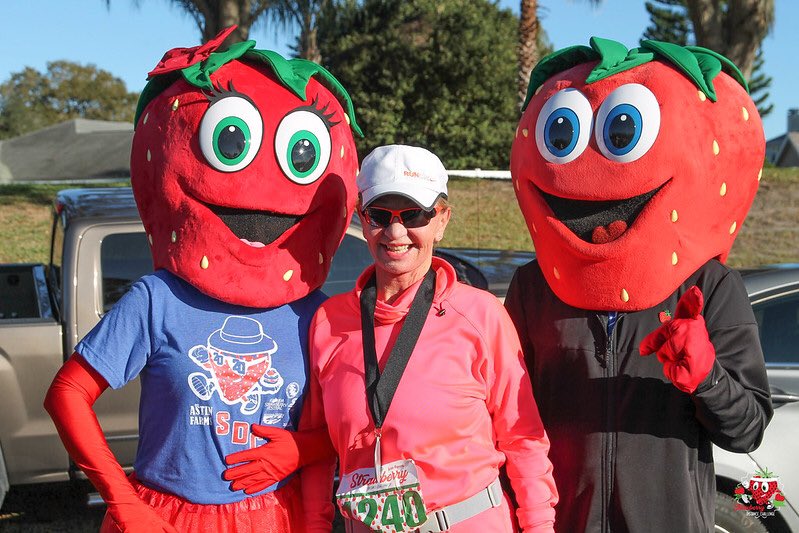 SDCrun's tweet image. Excited for the weekend!
SDC Feb 13, 2021! IN-PERSON EVENT
Use code: Santa for 10% OFF the 5K/10K
Choose between #5K #10K or #1Mile. 
Medals, shirts, timing (5K/10K distances), FREE photos, strawberries and bananas for all finishers. Pet friendly!
Sign up: runsignup.com/Race/FL/PlantC…