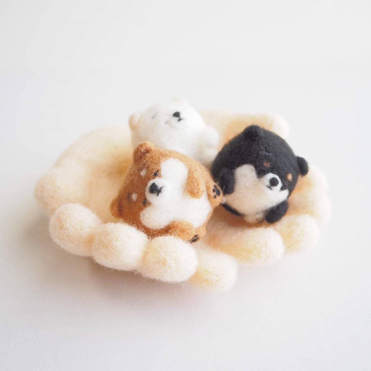 Twoucan 仔犬 の注目ツイート モデル